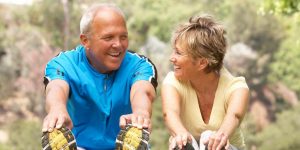 пожилые люди