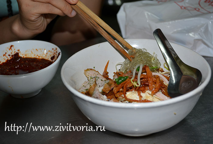 Путешествие по северной части Вьетнама: Ханой, местная кухня, бухта Халонг