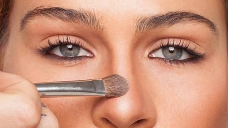 Как подкорректировать нос с помощью макияжа