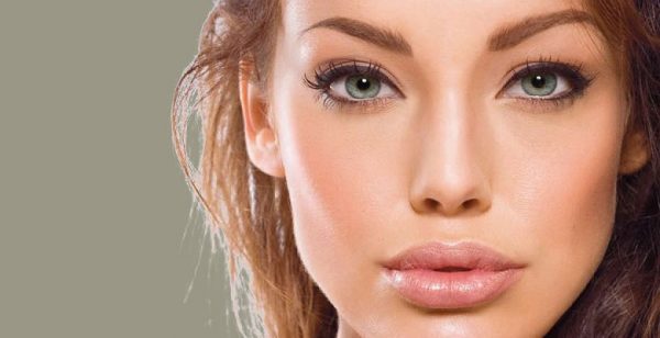 Как уменьшить ноздри при помощи макияжа